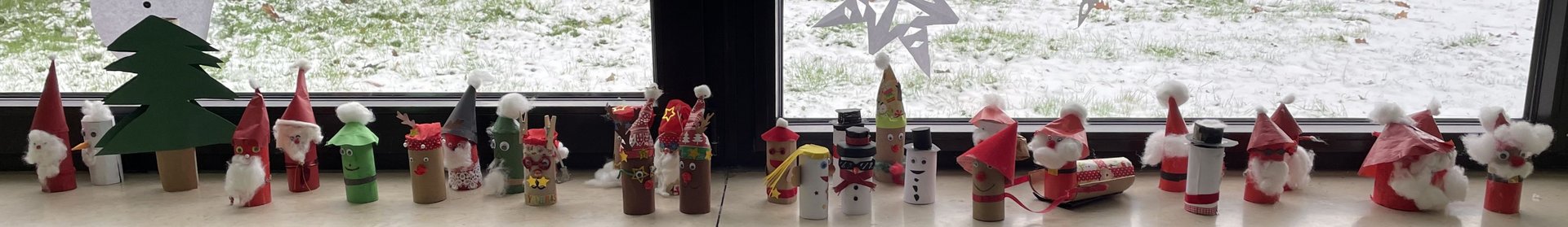 Weihnachtsdeko im Klassenzimmer der 5e (Foto: Dg)